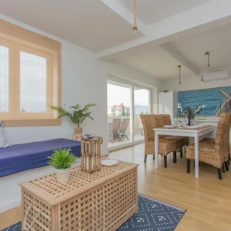 Apartament Captain's *