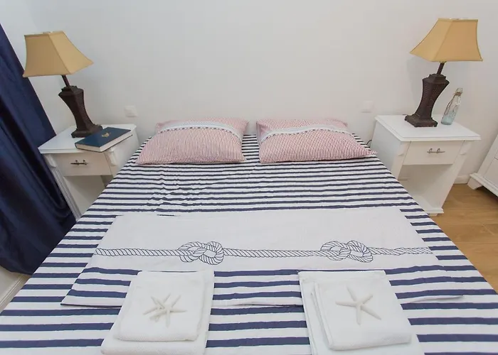 Captain's * Račišće