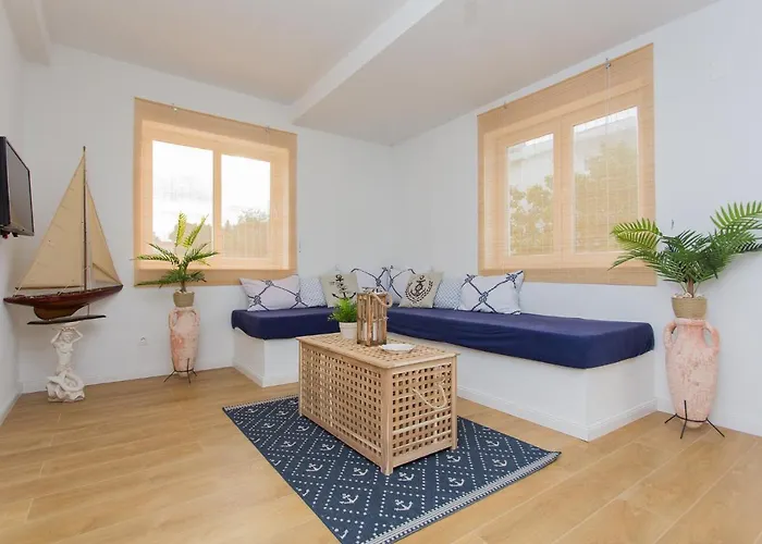 Διαμέρισμα Captain's *